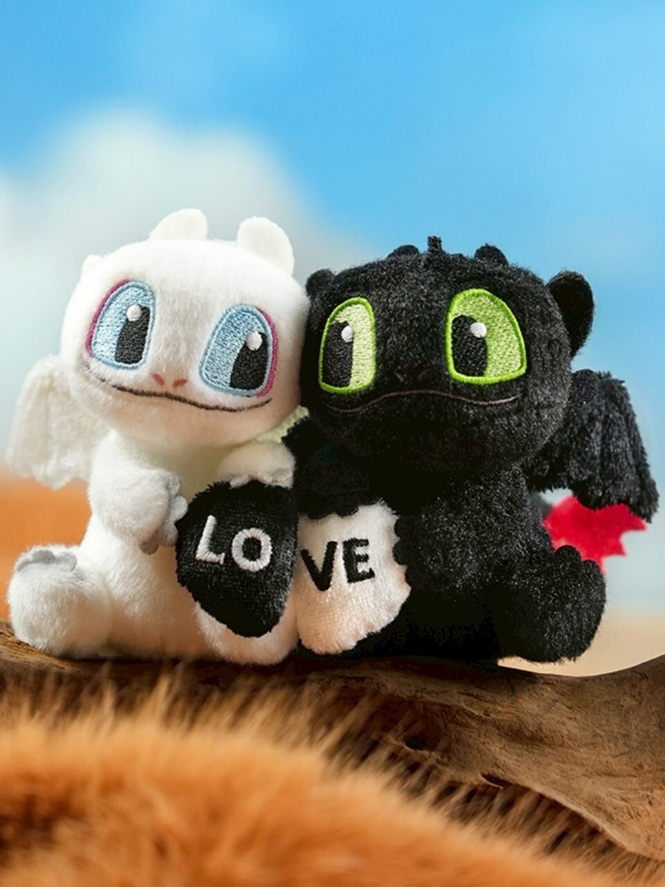 POTDEMIEL x Universal Studios How to Train Your Dragon Night Fury/Light Fury Toothless Magnetic Stickers Doll Plush Pendant