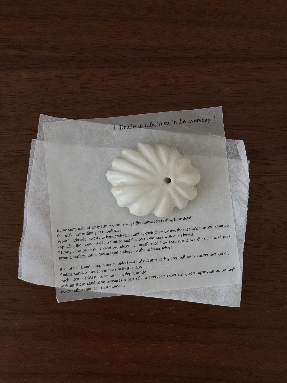 THE DETAILS - 白語線香座