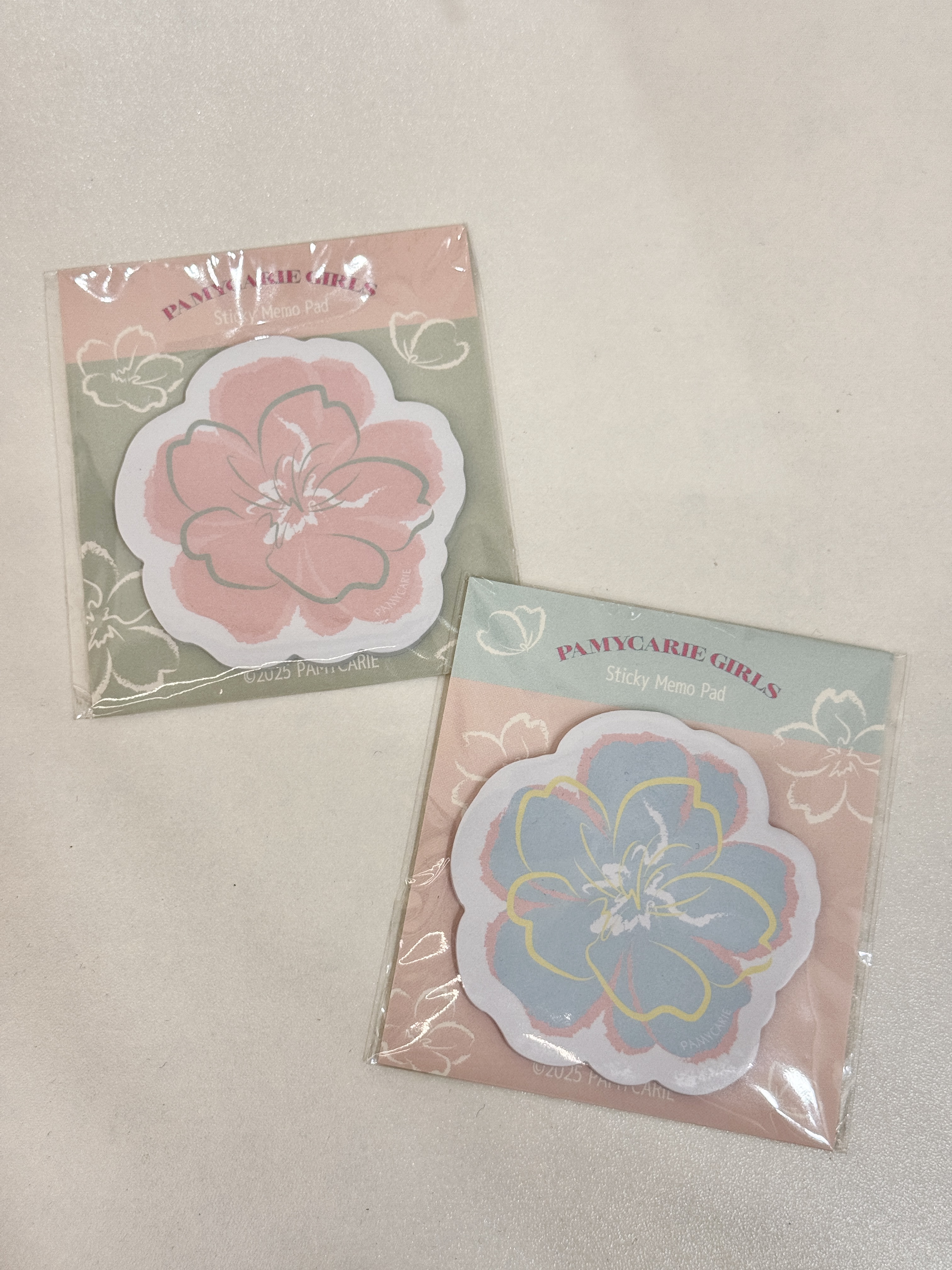 Pamycarie Flower Memo Pad (2 Colors, 30 Pages)
