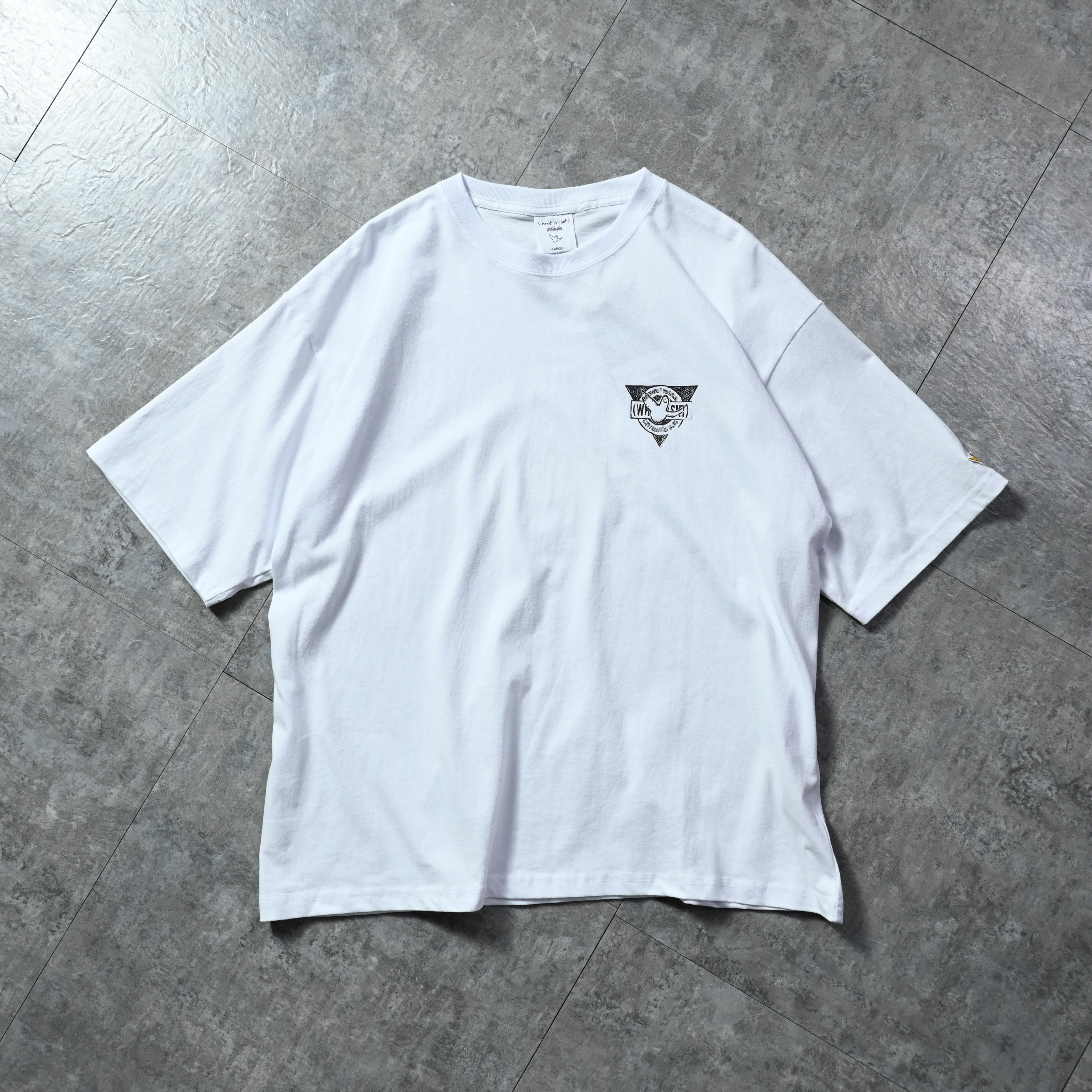 (What it isNt) ART BY MARK GONZALES Circle Angel Tee