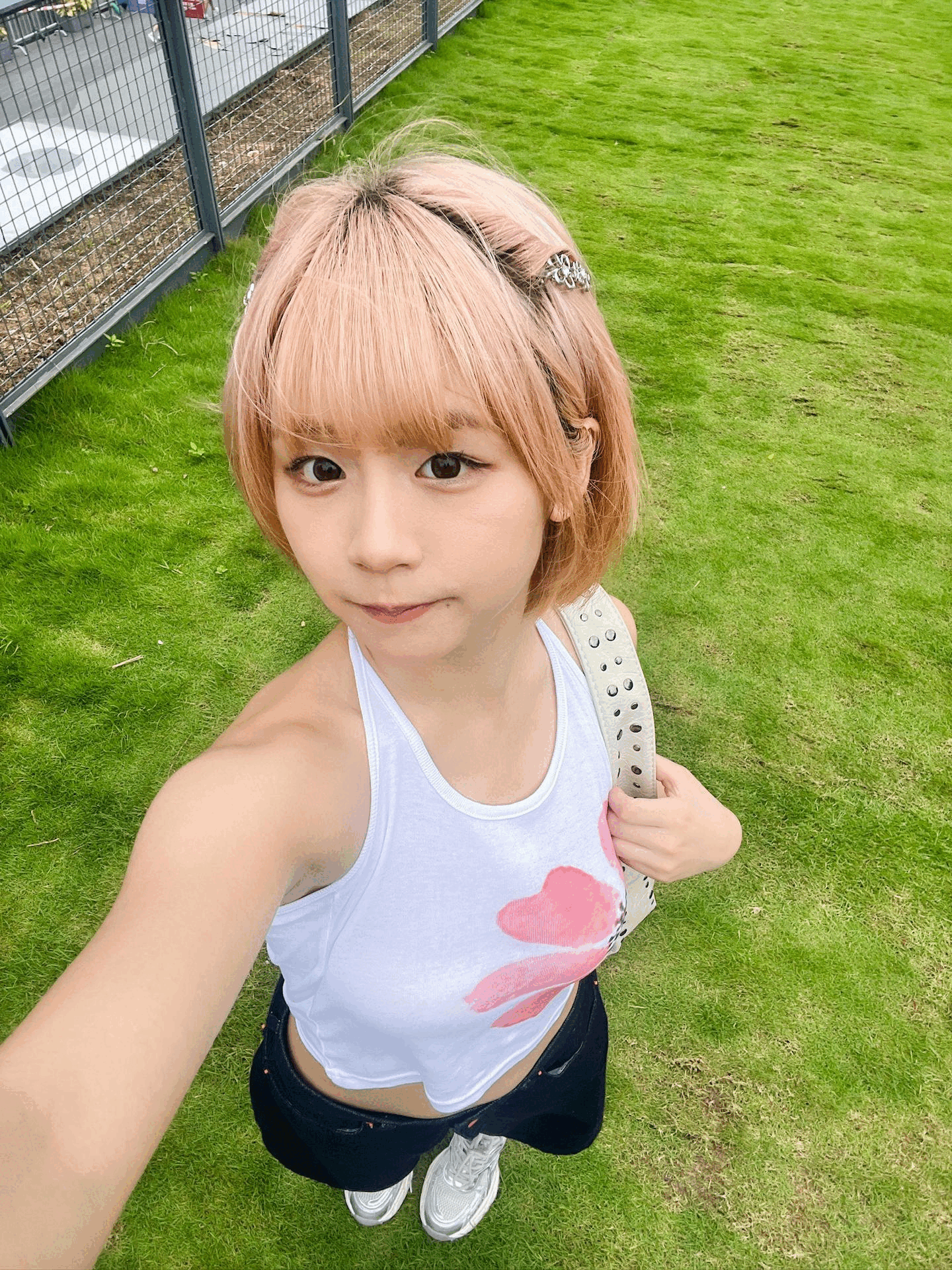 水彩花花掛頸小背心