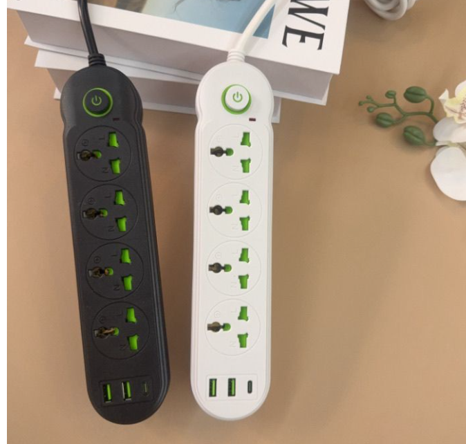 日常英标USB电源插座（2米 4个插座3个USB)