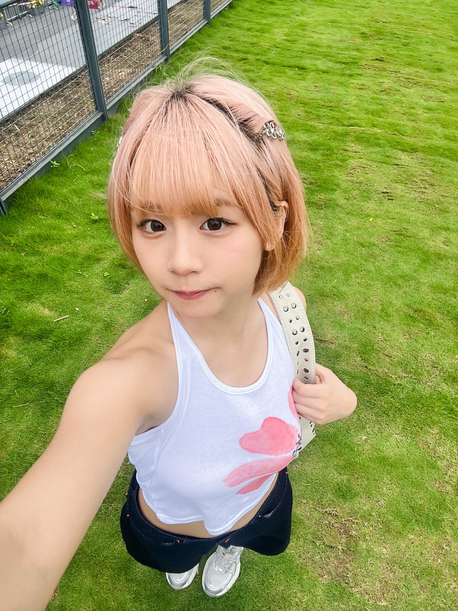 水彩花花掛頸小背心