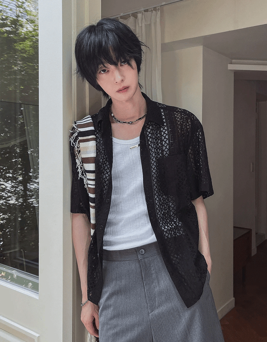 Pla刺繡簍空短袖襯衫