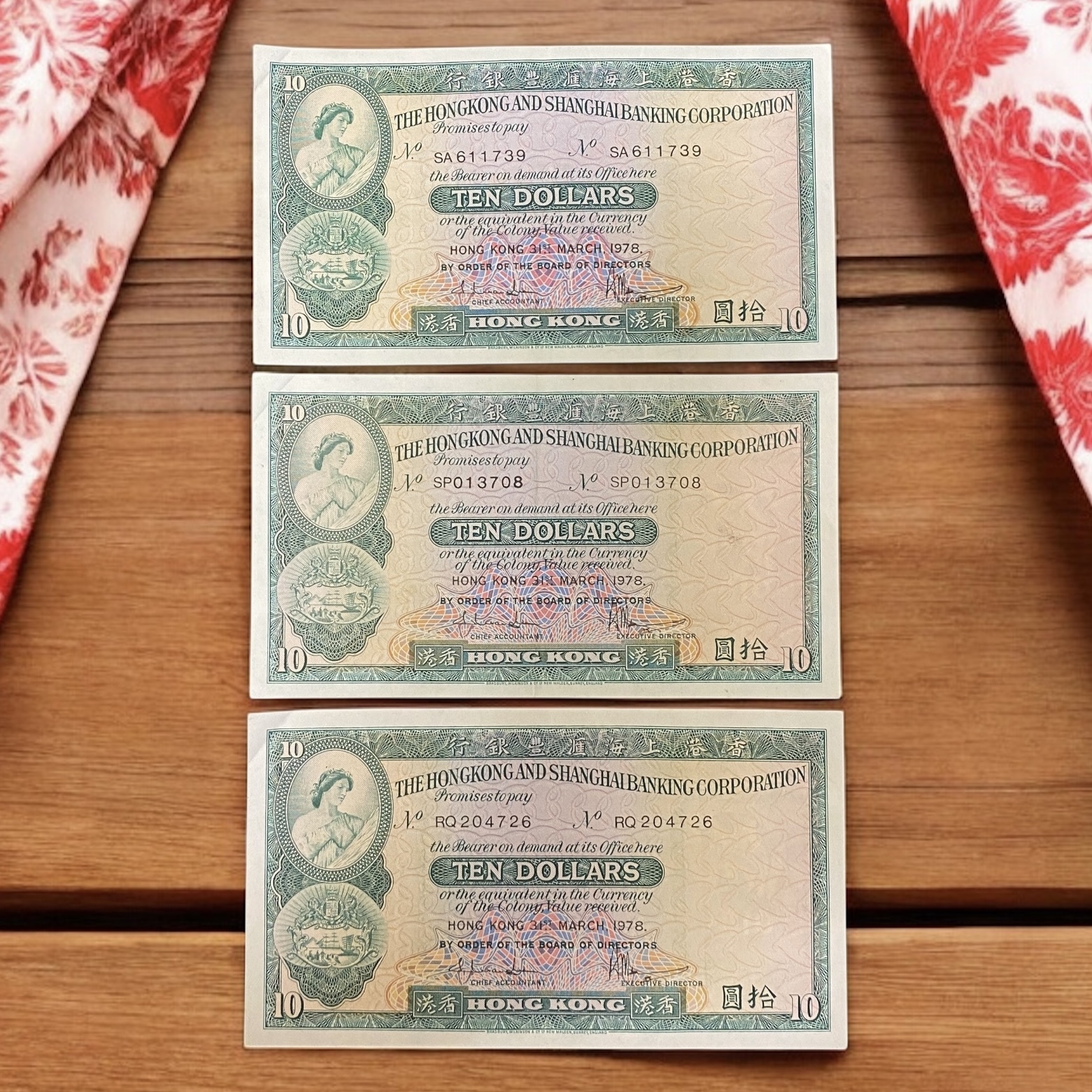 1978 HSBC $10, three banknotes (EF Condition) RQ204726, SA611739, SP013708