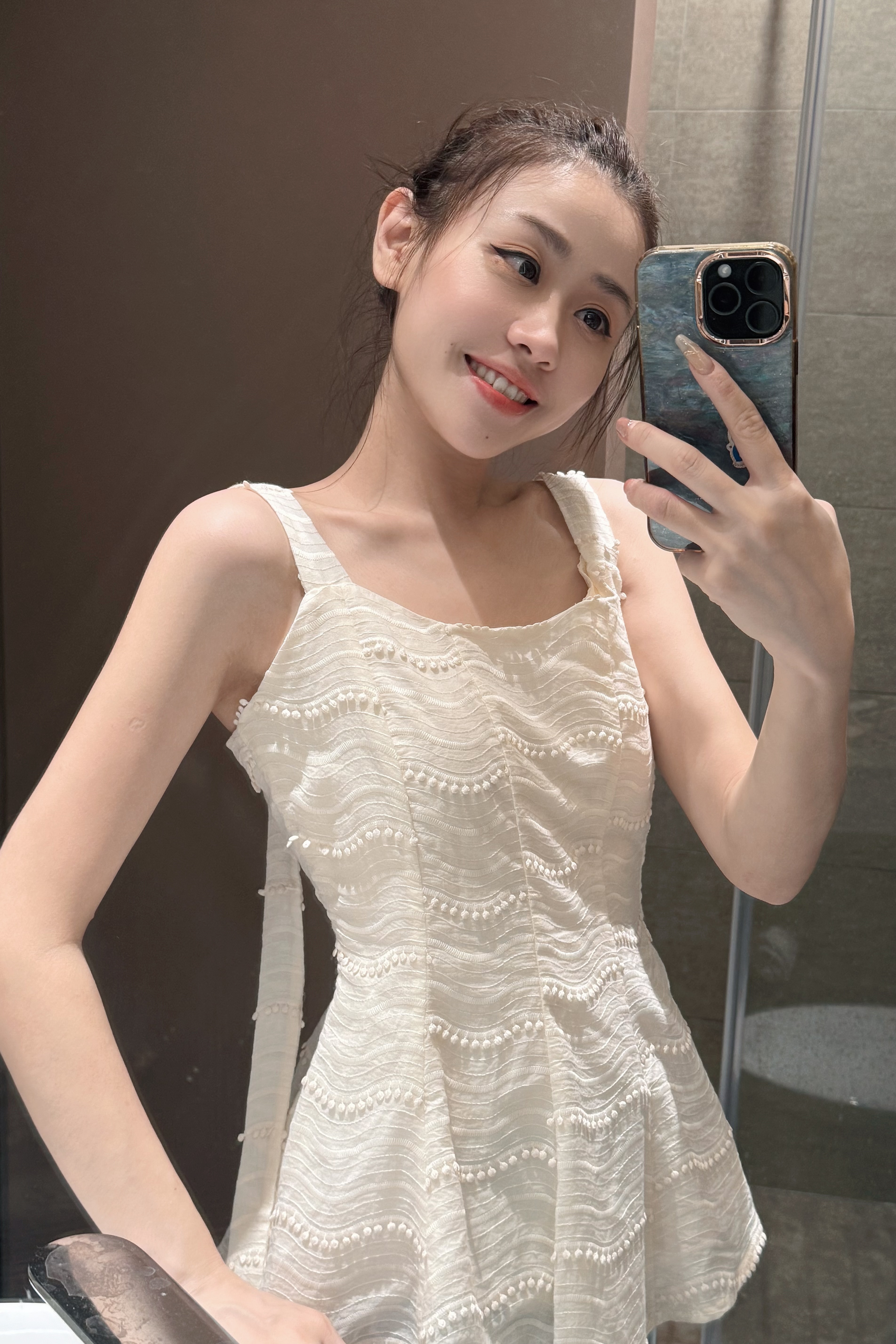 TOP#7534🤍雨傘腰奶油波紋背心