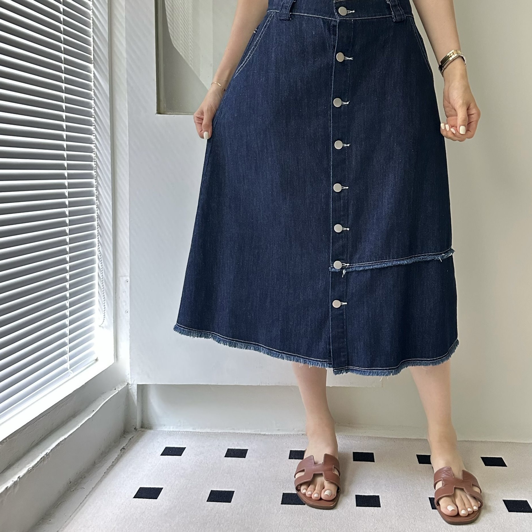 【BONNIE】排鈕後橡SOSO邊牛仔半裙