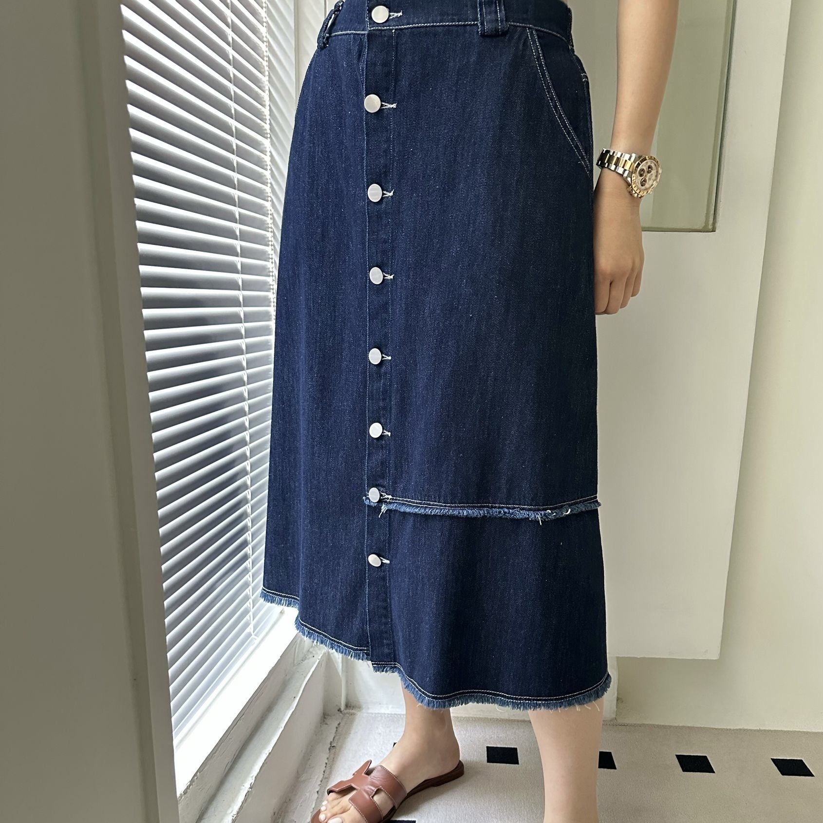 【BONNIE】排鈕後橡SOSO邊牛仔半裙