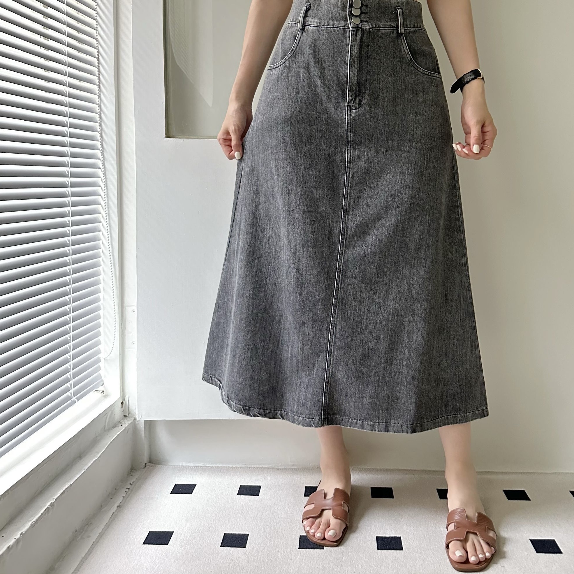 【BONNIE】三粒鈕後橡筋腰牛仔半裙