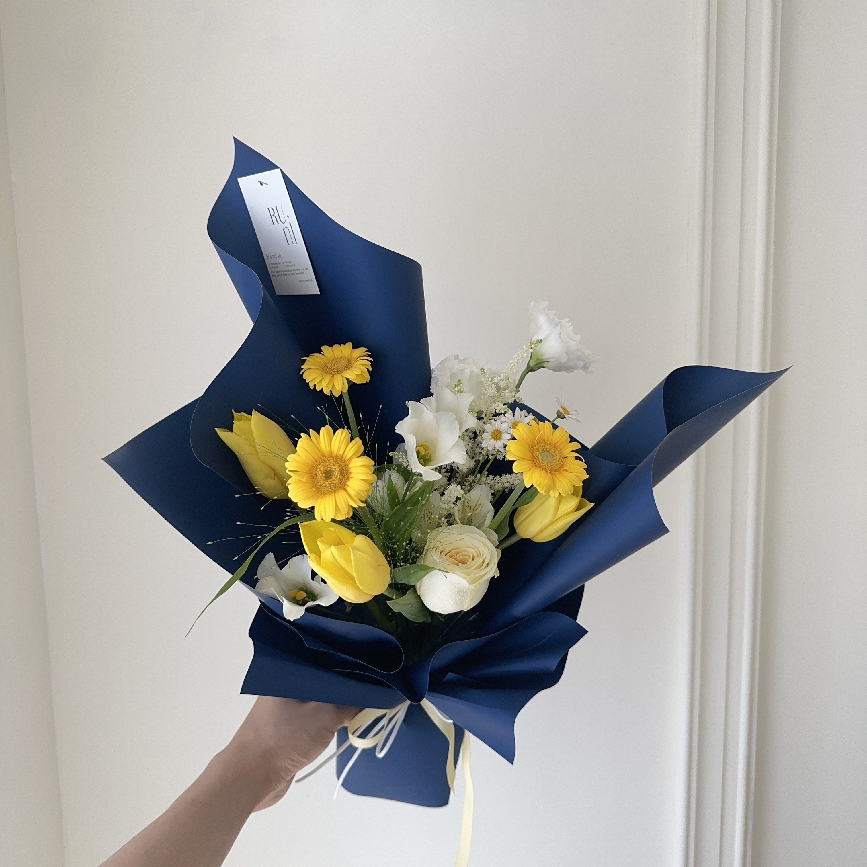 陽光序曲-黃色系綜合花束