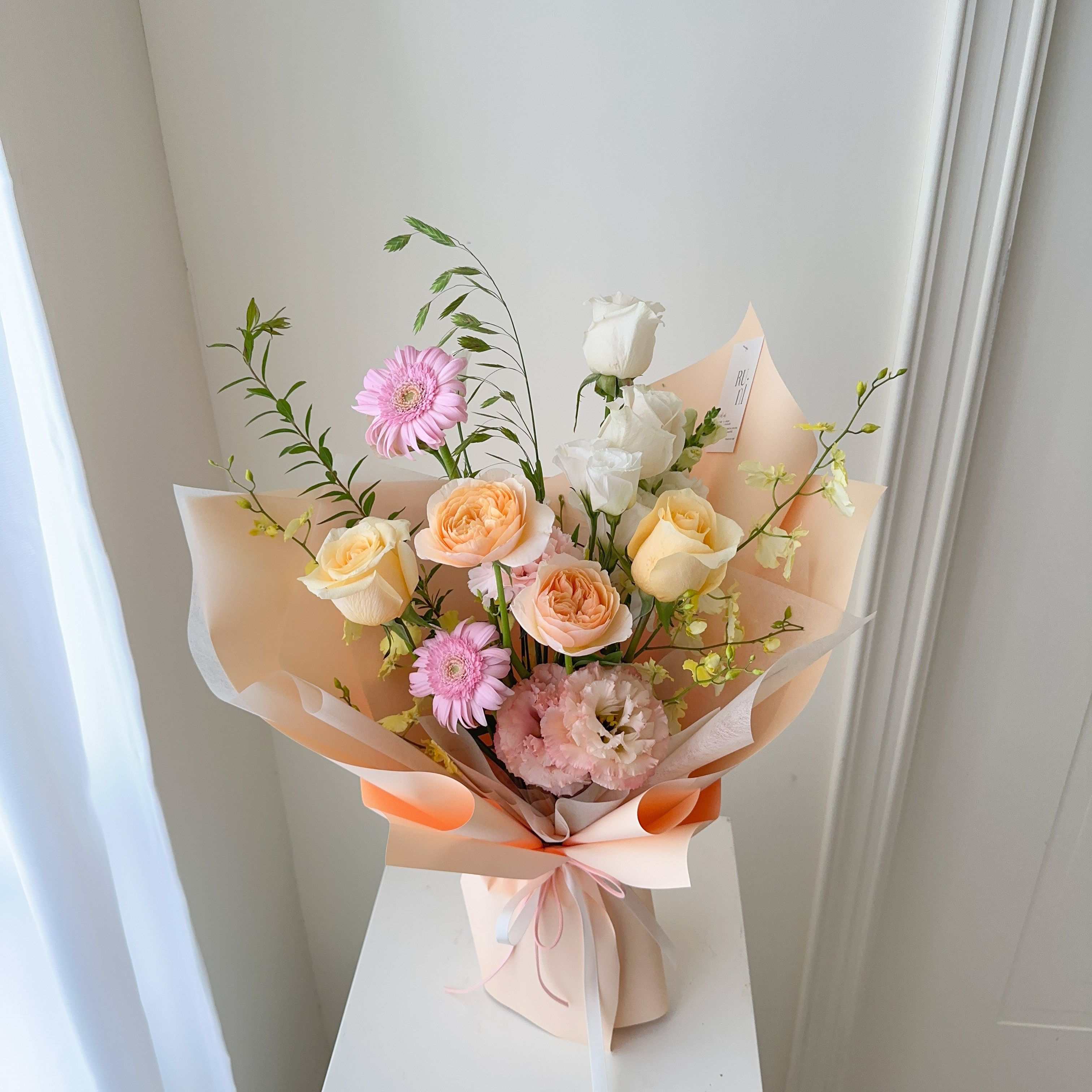 橘糖氣泡-粉黃橘色系綜合花束