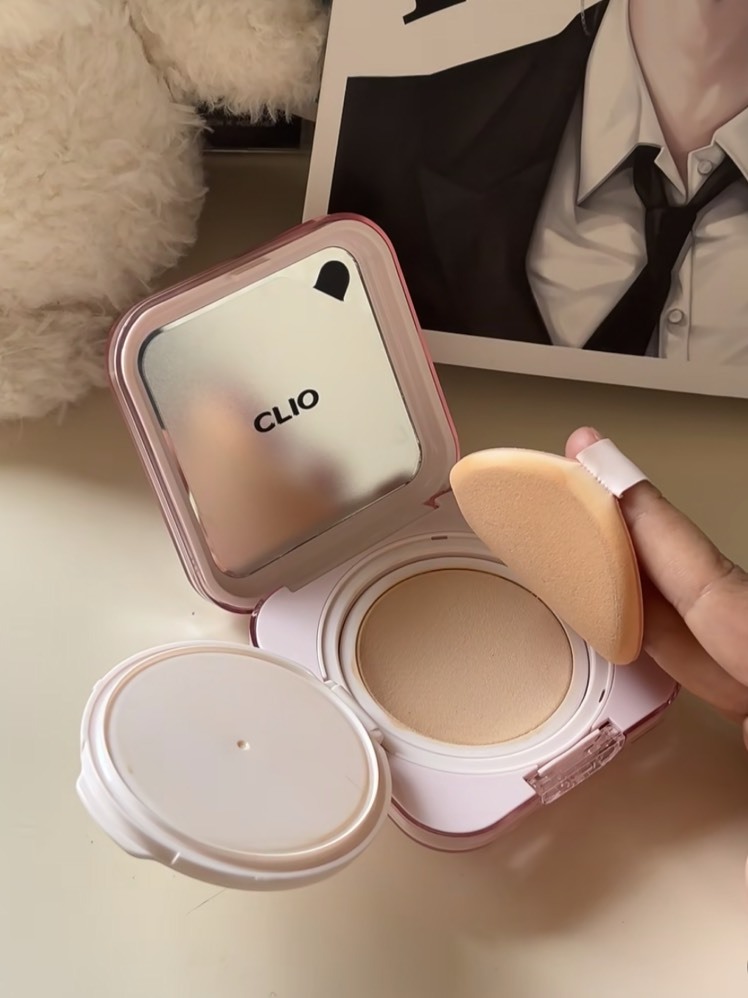 Clio透光奶凍粉氣墊