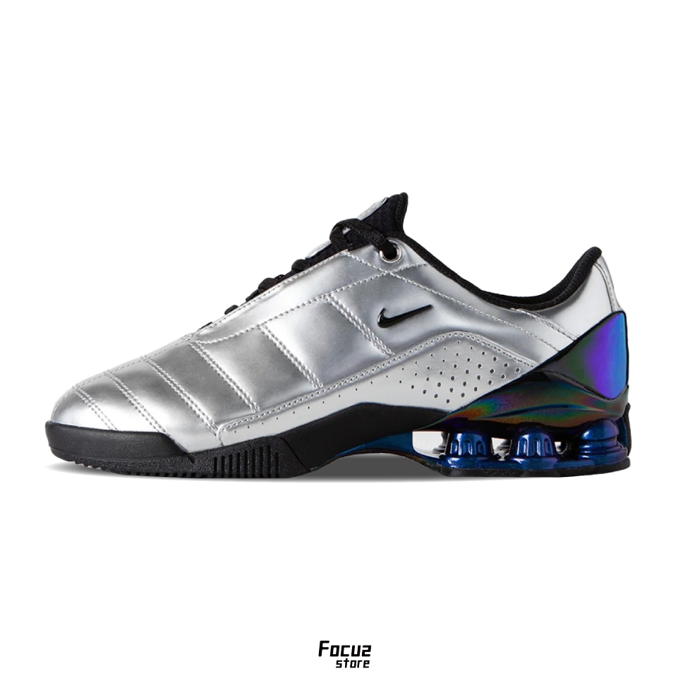 【Focus Store】部分現貨 Maha Amsterdam x Nike Wmns Total 90 Shox Secutor Magia SP “Metallic Silver” 銀黑 HQ5407-001