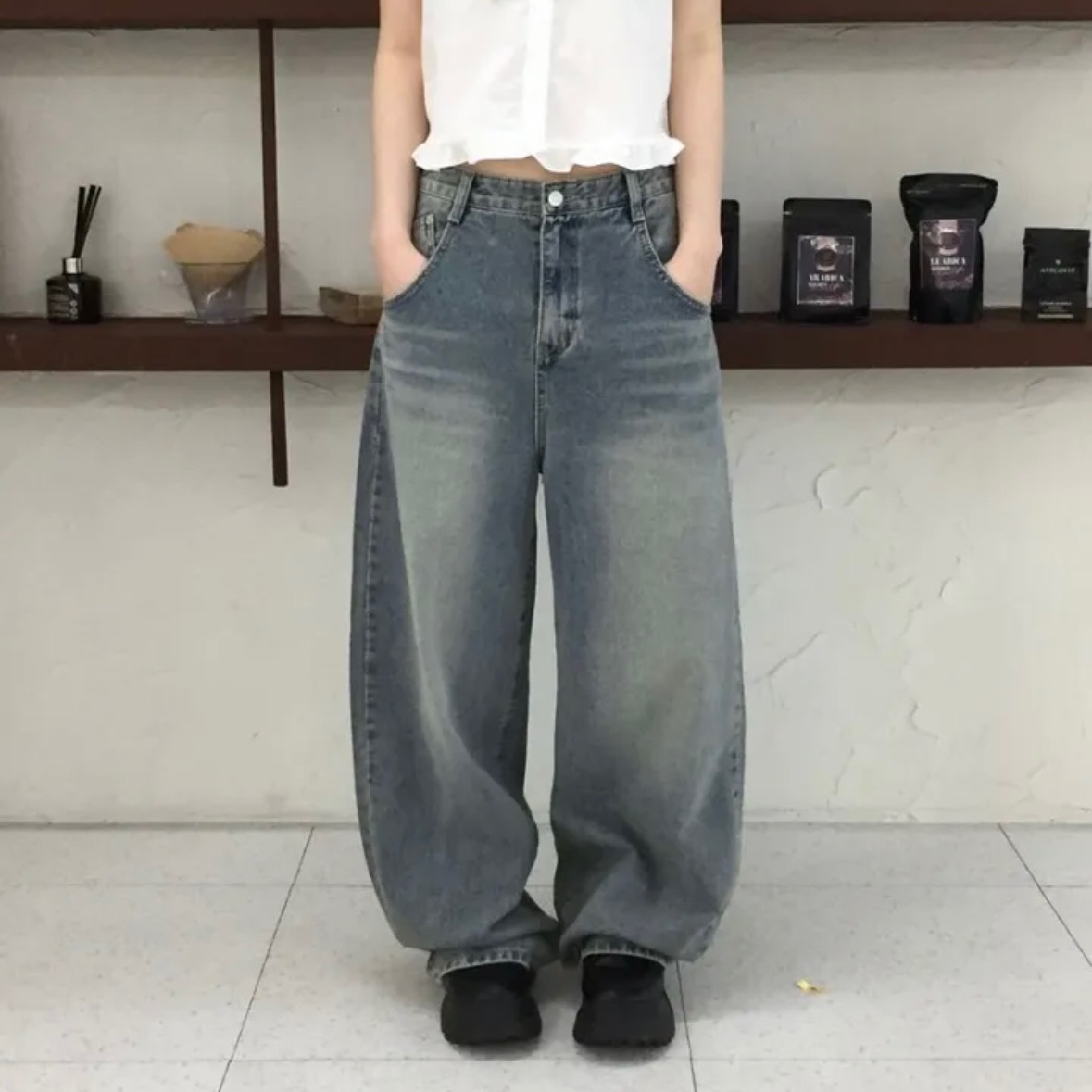 【優惠預訂】韓國BACK HEART PRINT WIDE DENIM PANTS