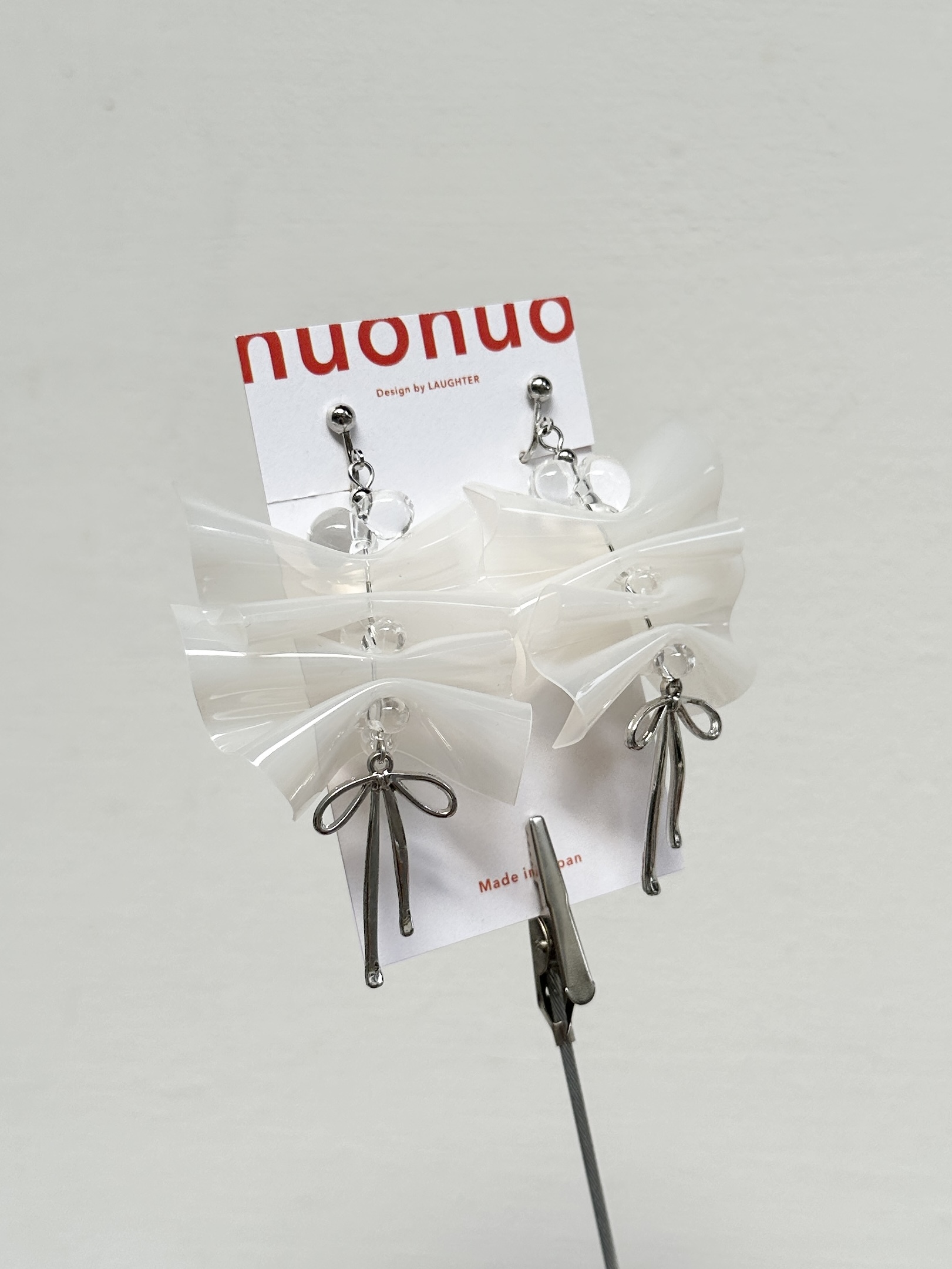 [LAUGHTER] 耳夾 | 白色 | NO.304