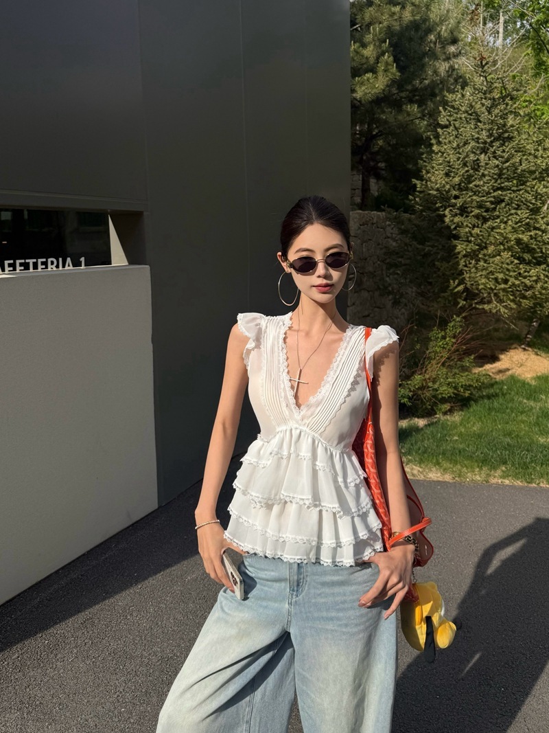 V領性感 雪紡荷葉邊上衣