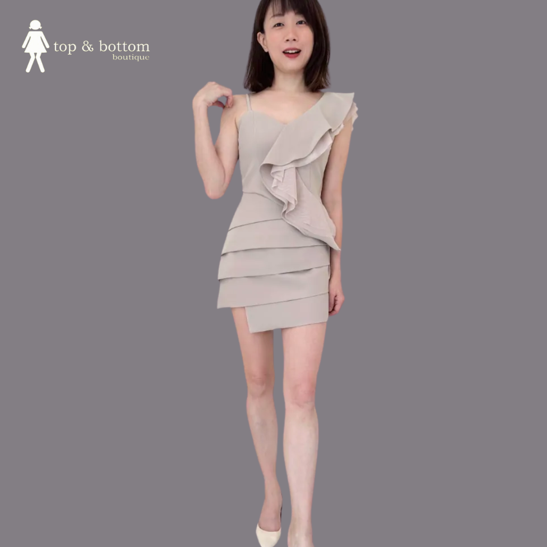 STRAP ASYMMETRIC RUFFLED BLOUSE