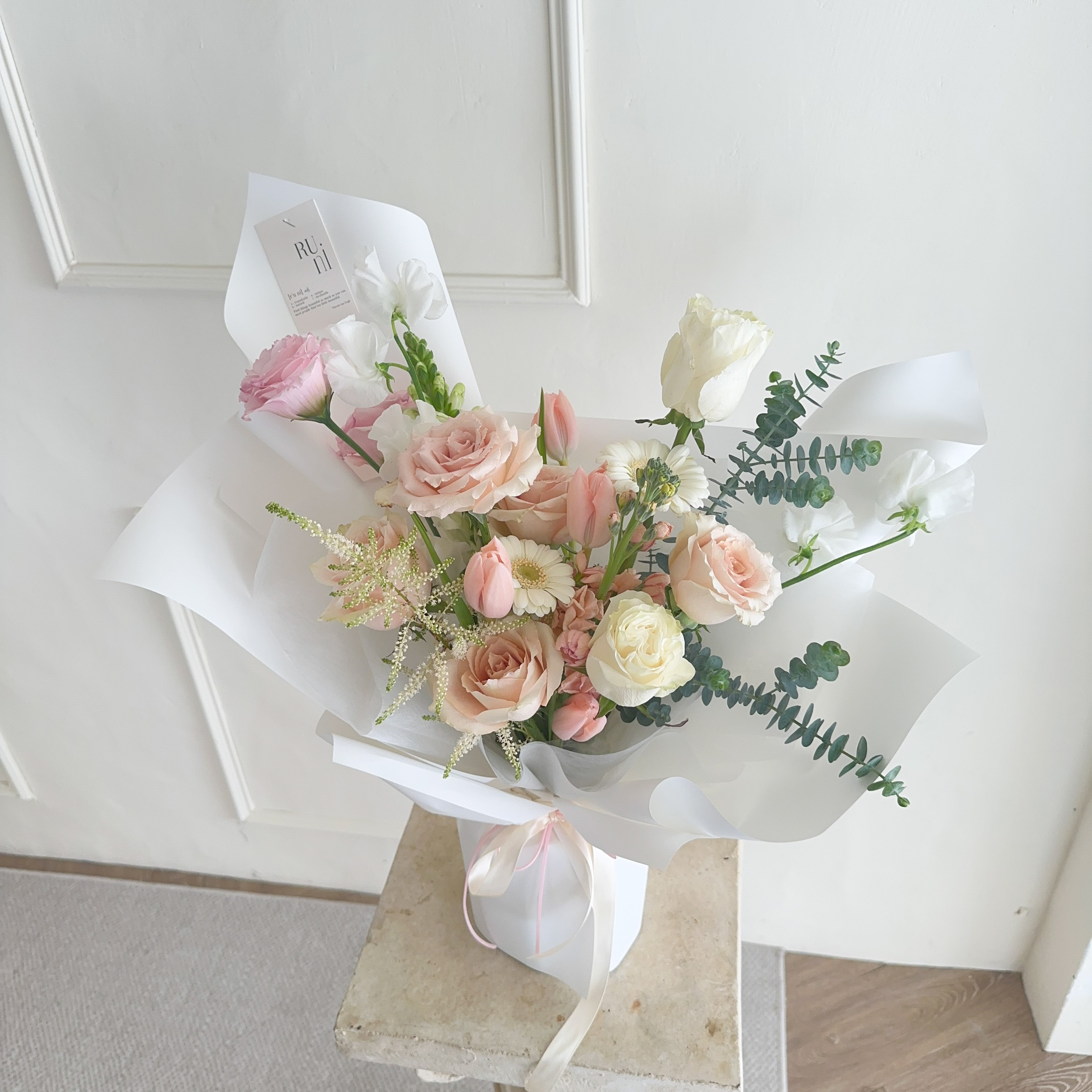 落櫻幻語-粉色系玫瑰綜合花束