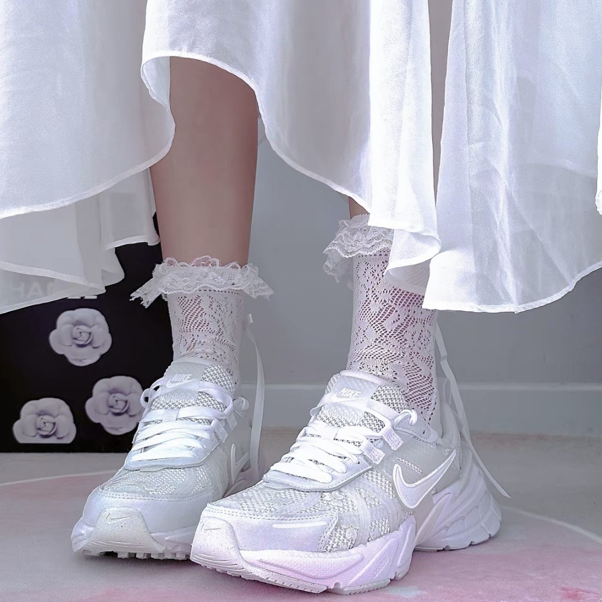 NIKE V2K RUN Wmns 白花卉鞋面跑鞋 復古 純白 女鞋 HJ5269-100