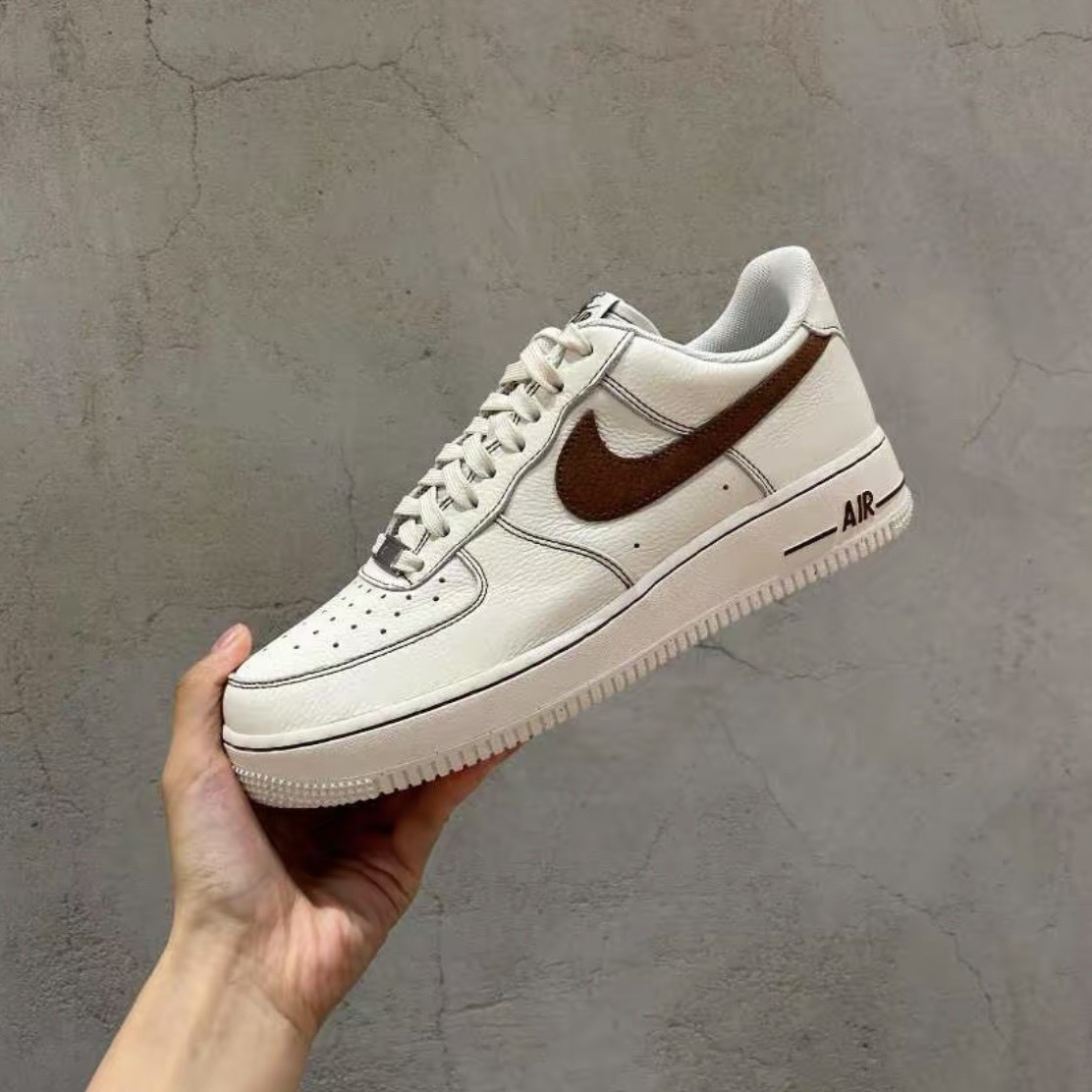 Nike Air Force 1 '07 LV8 象牙白 摩卡 白棕 縫線 男鞋 HQ2037101