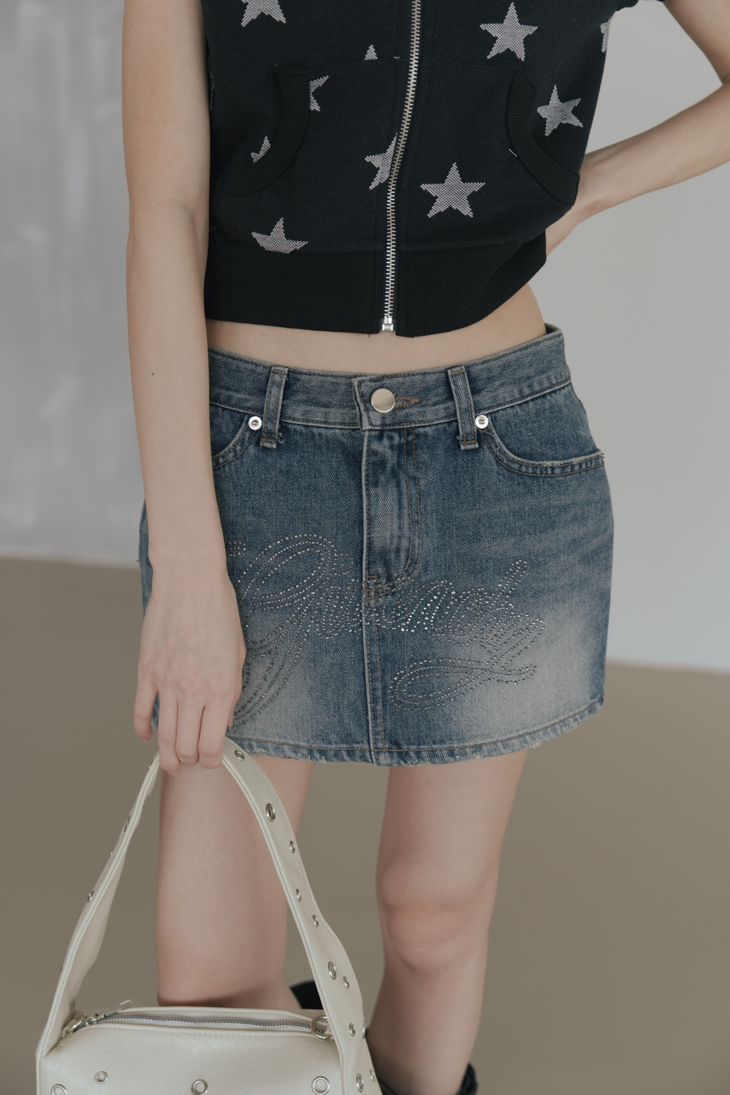 Low-Rise Hot Mini Skirt #短裙