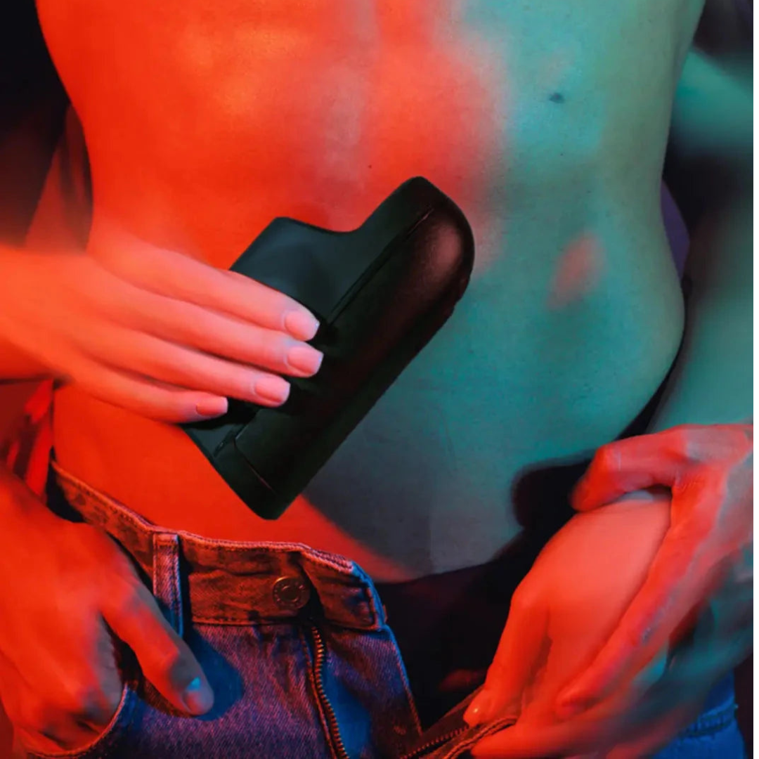 Arcwave - Ion 2 電動吸啜飛機杯 黑色