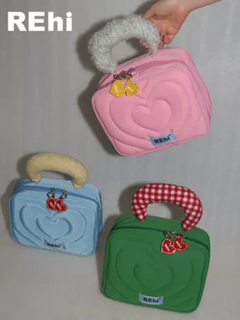 【 出清 】REhi 愛心方型化妝包系列