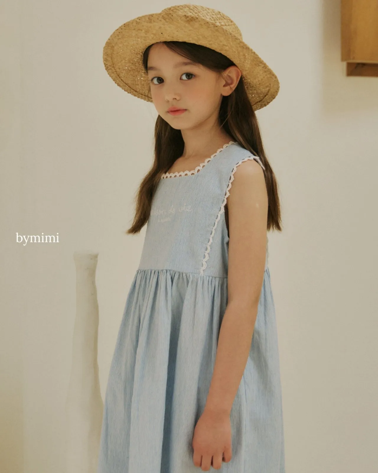 韓國 By MiMi  - 25夏 古典刺繡蕾絲背心洋裝(兩色)