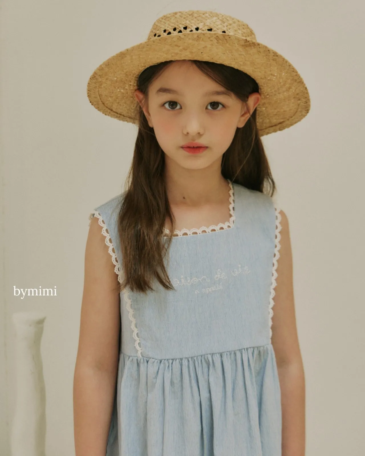 韓國 By MiMi  - 25夏 古典刺繡蕾絲背心洋裝(兩色)