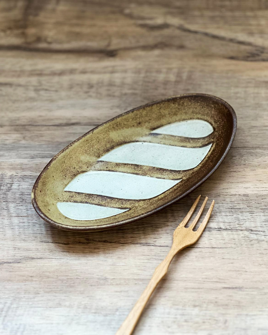 老白系列 法包造型餐碟｜益子燒