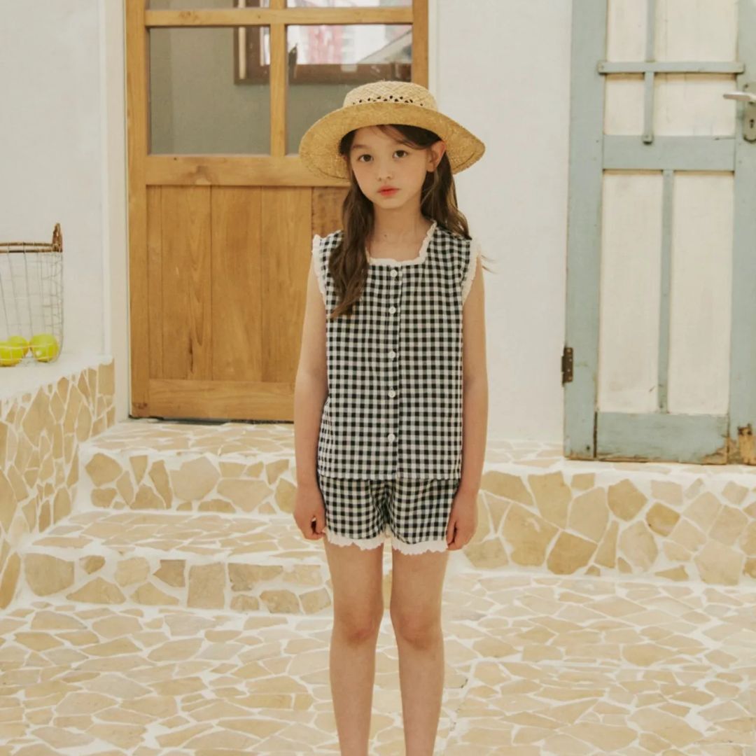 韓國 By MiMi  - 25夏 格紋蕾絲短褲 (2色)