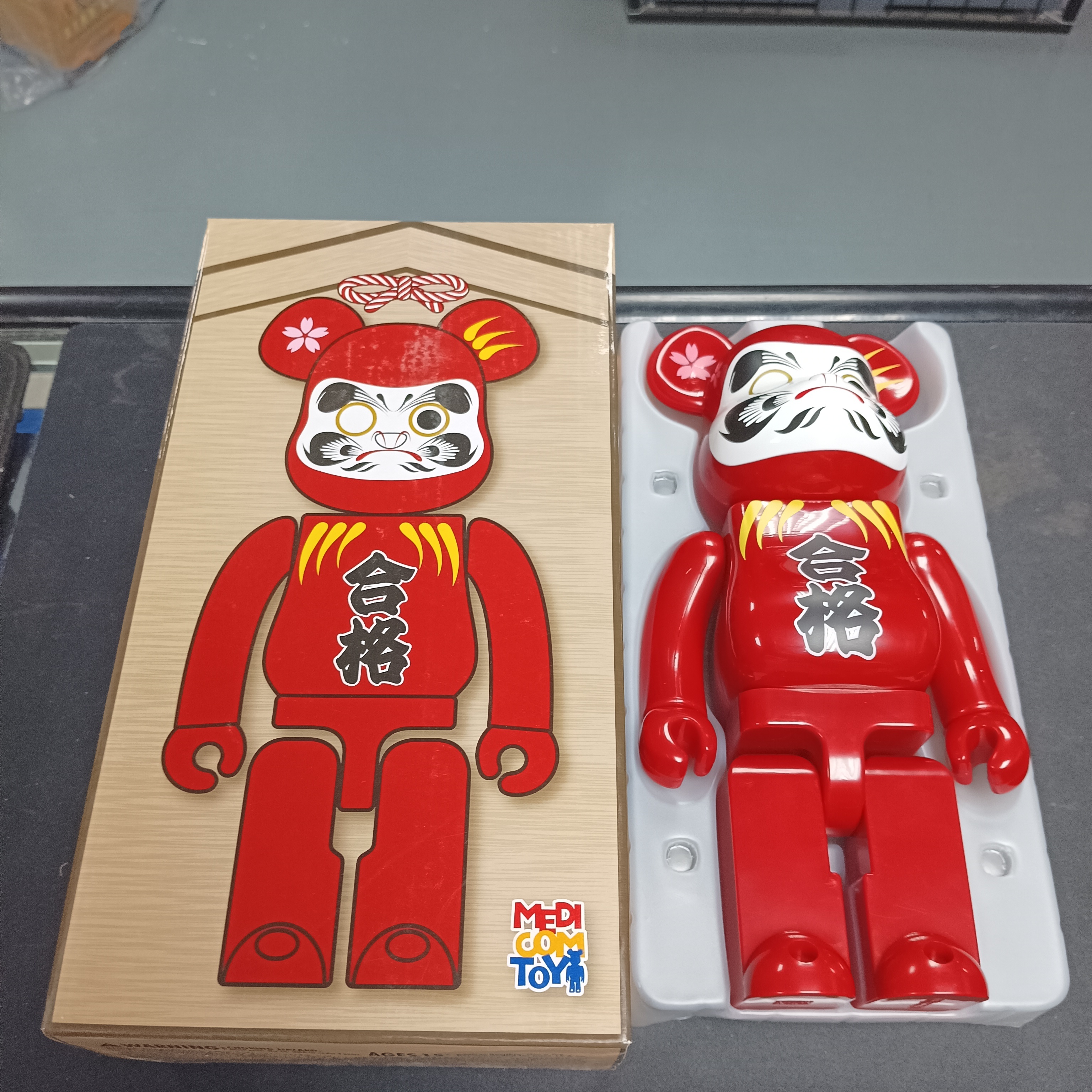 寄賣-MEDICOM TOY Daruma 達摩 Bearbrick 合格 紅色 400%