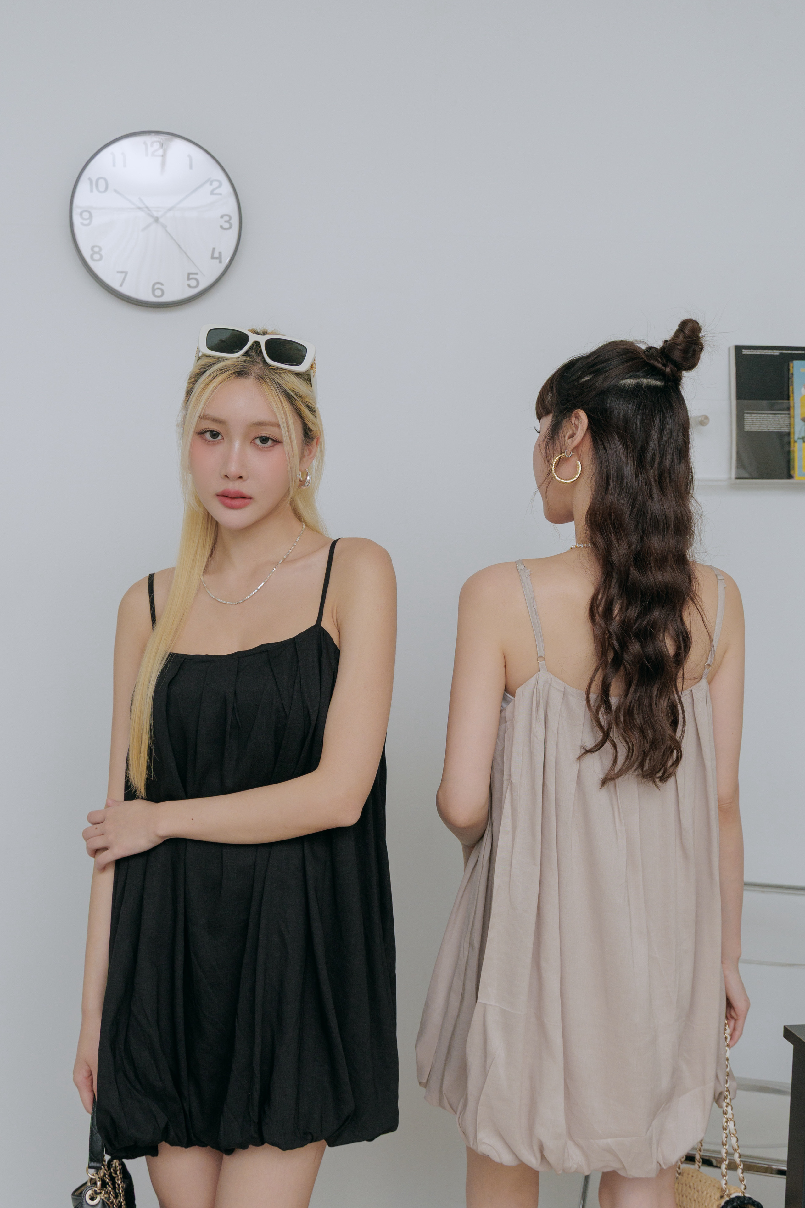 (現貨) 細肩打褶短洋裝 J32