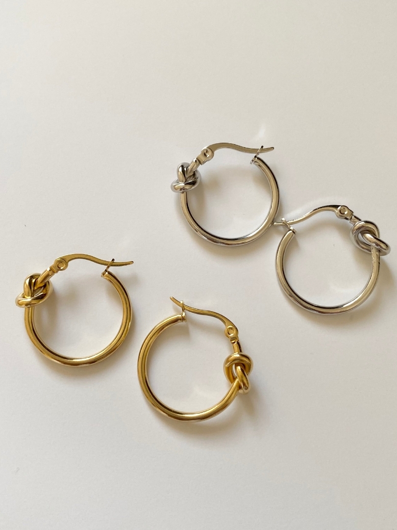 SS small knot  hoop pierce