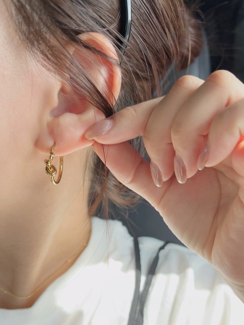 SS small knot  hoop pierce