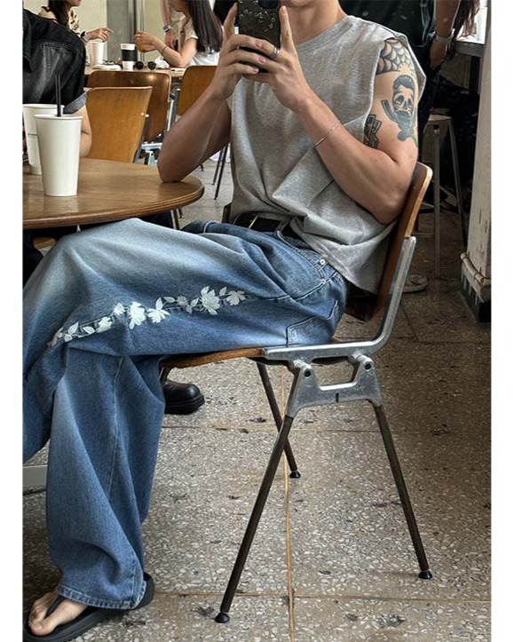 花卉刺繡牛仔褲