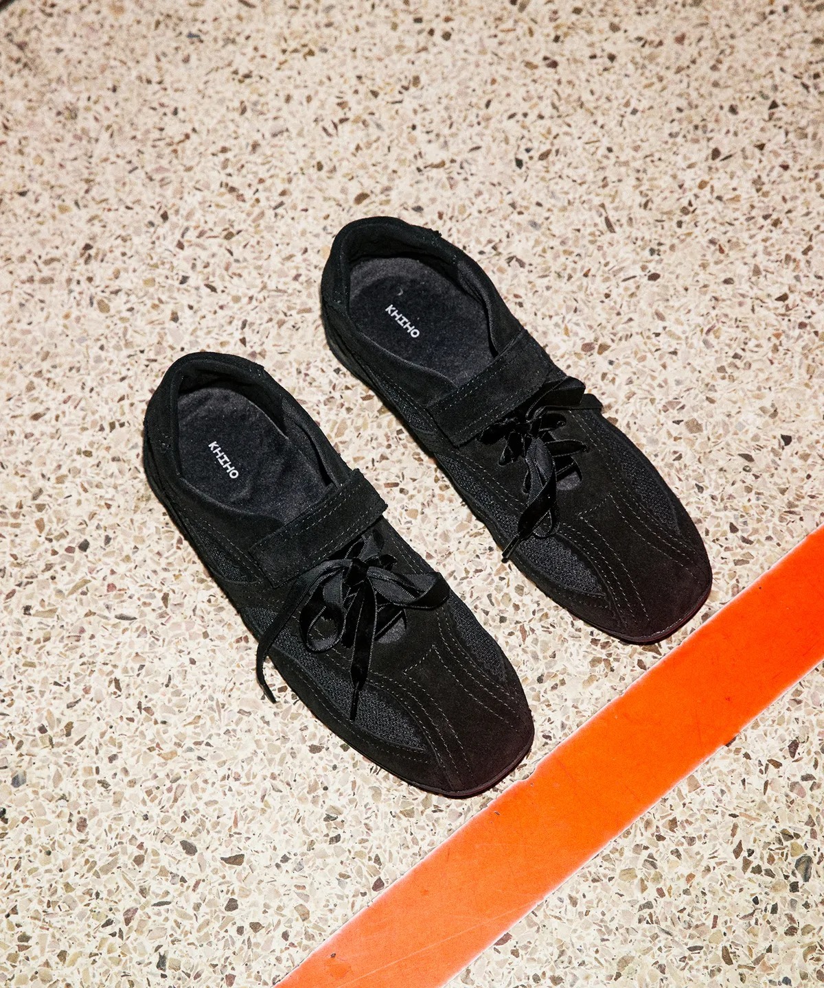 KHIHO PINKING MARY JANE SNEAKERS / BLACK