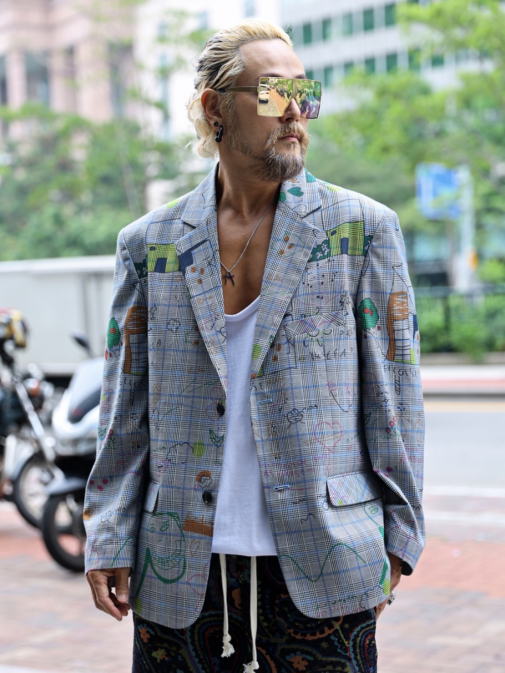 夏季塗鴉格紋西裝外套