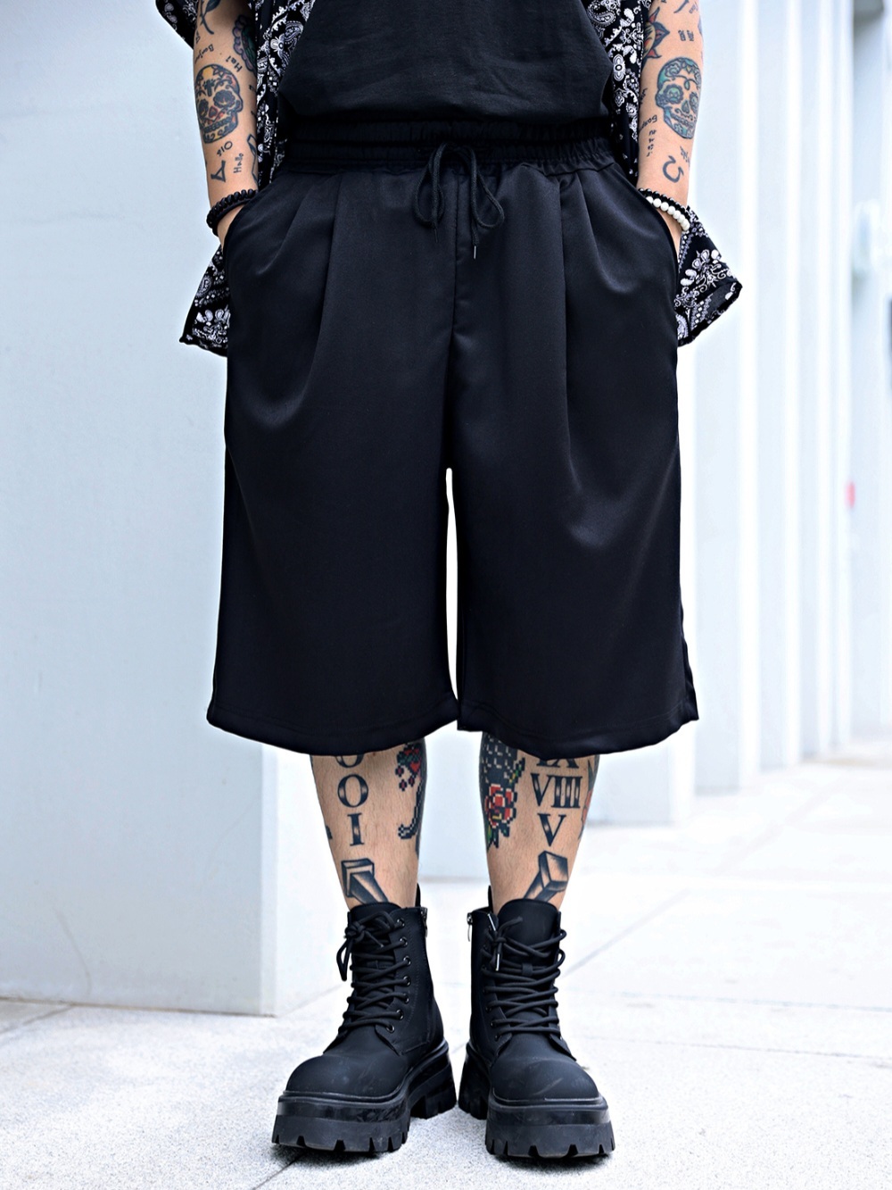 TR 雙褶寬褲短褲