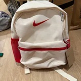[S] ADIDAS WHITE NIKE FZ7222-113 BRASILIA MINI BACKPACK, 197602765717 (SAD255)