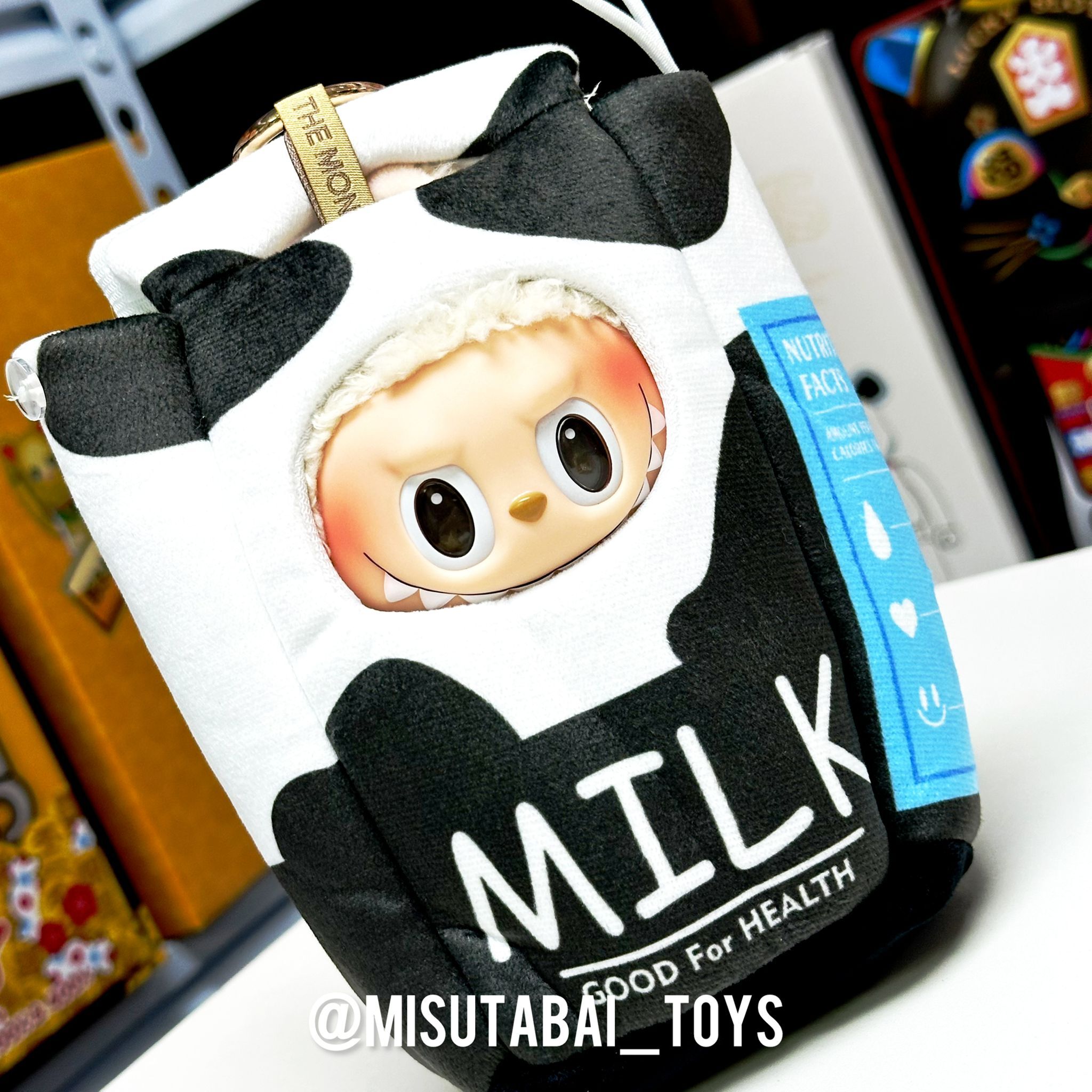 Doll Outfit Traditional & Fancy T41 - Milk