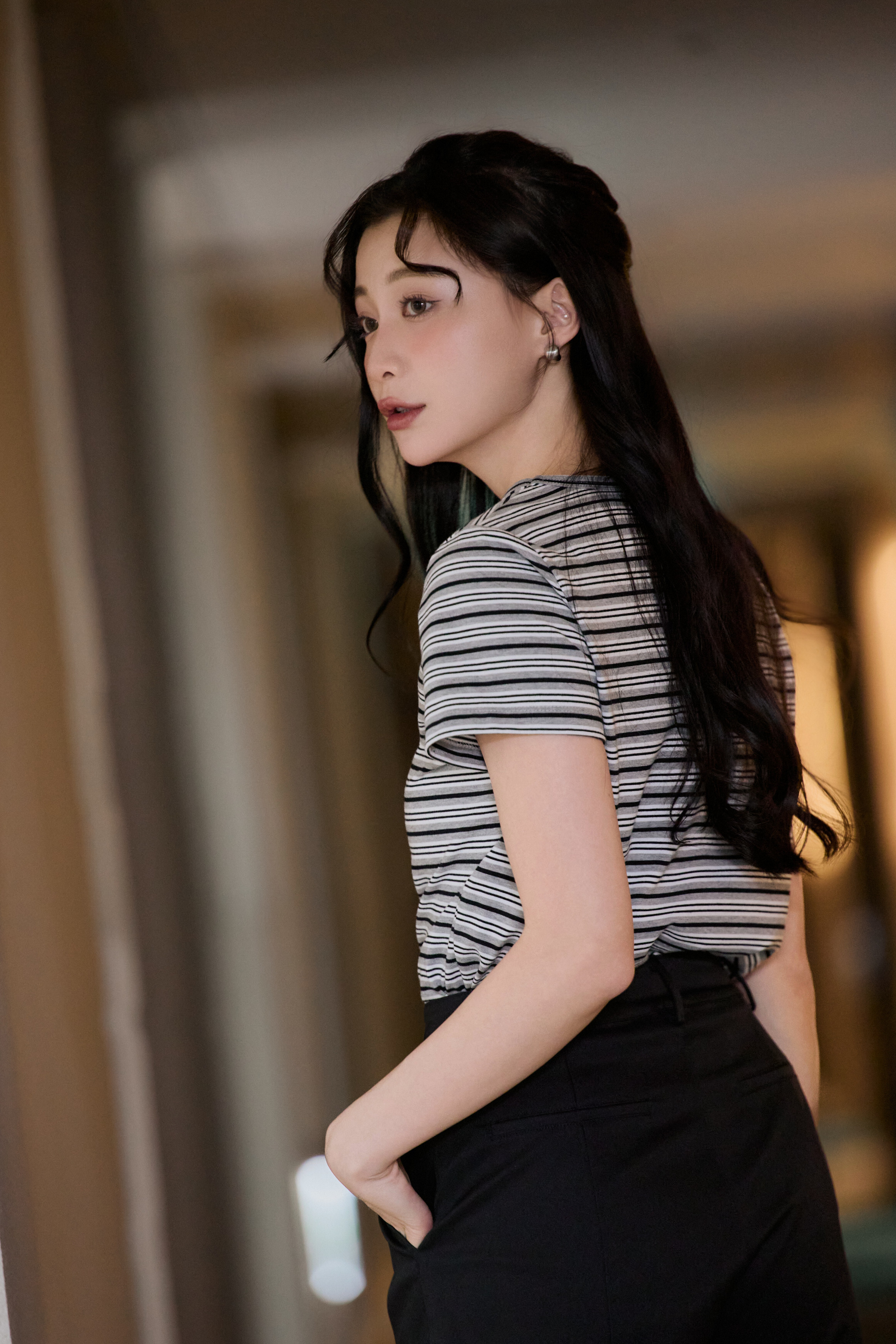 Gmade/加州步調 條紋正肩俐落挺版T-shirt-灰底黑條