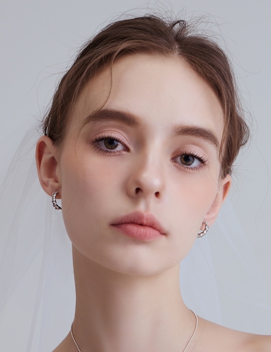 微奢C型鑽光。夾式耳環