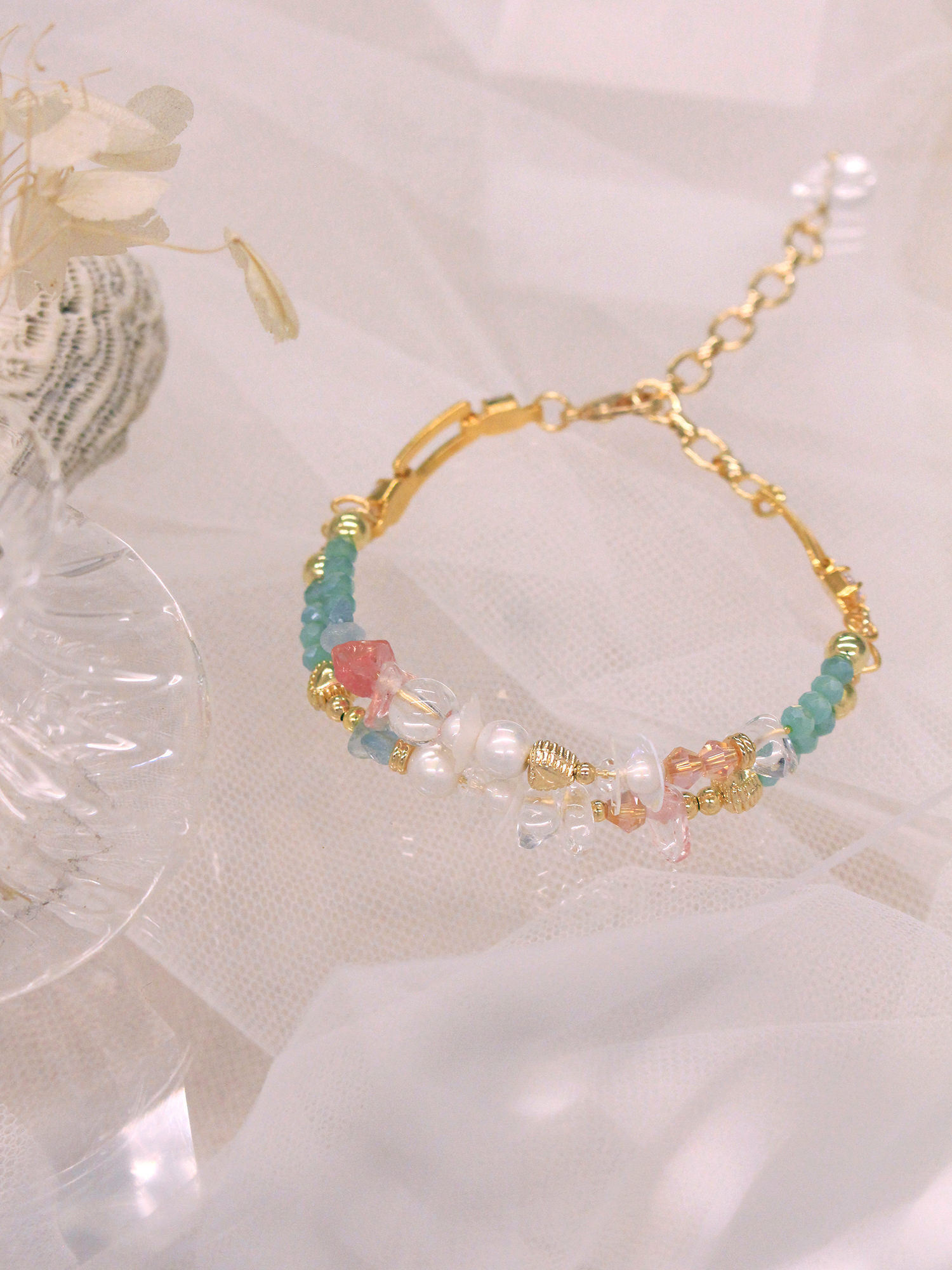 世界喜歡芮比。MUCHAT手作14KGP西瓜晶海藍寶珠花手鍊