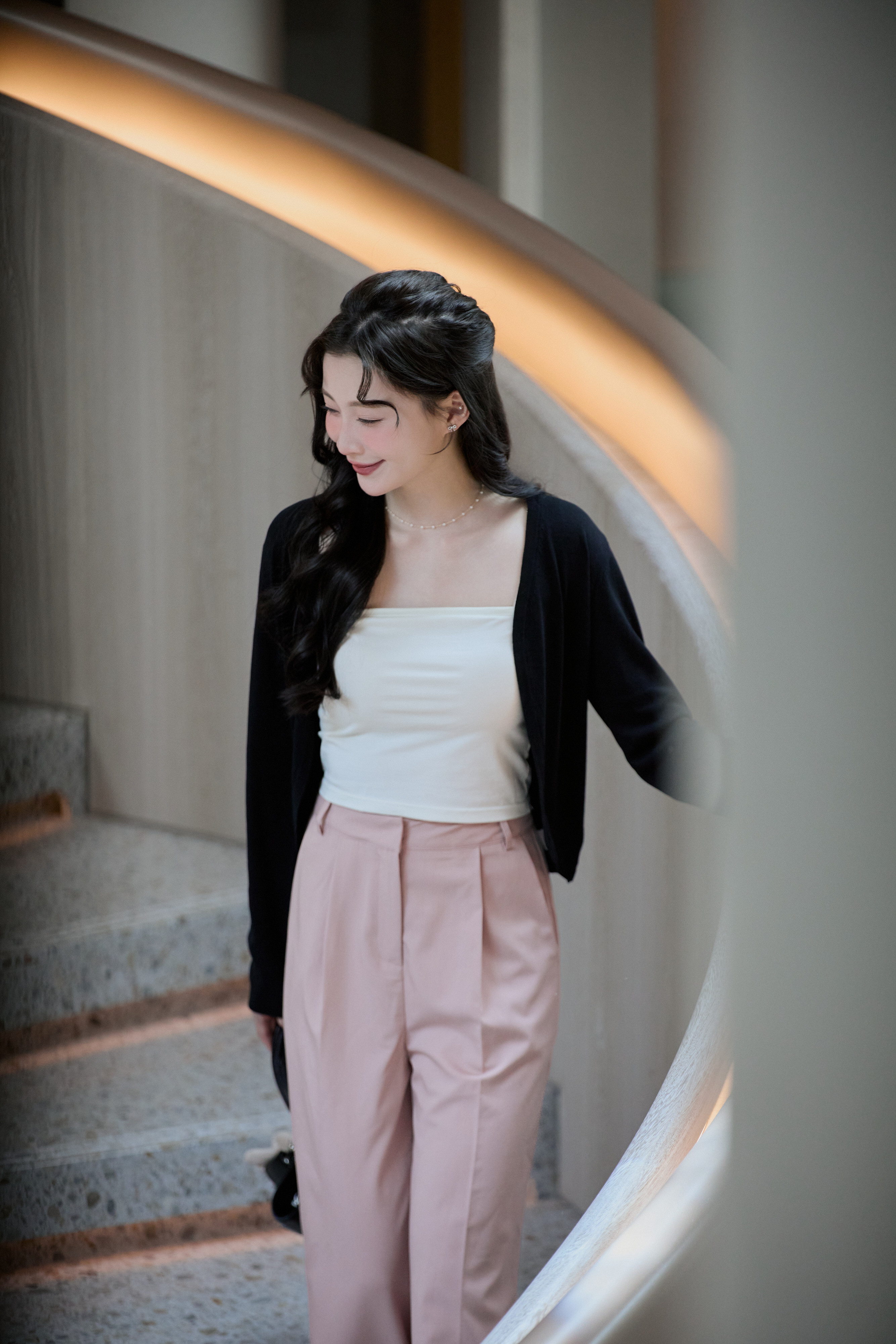 Gmade/輕柔涼感活摺收胯高腰西裝褲-霧粉