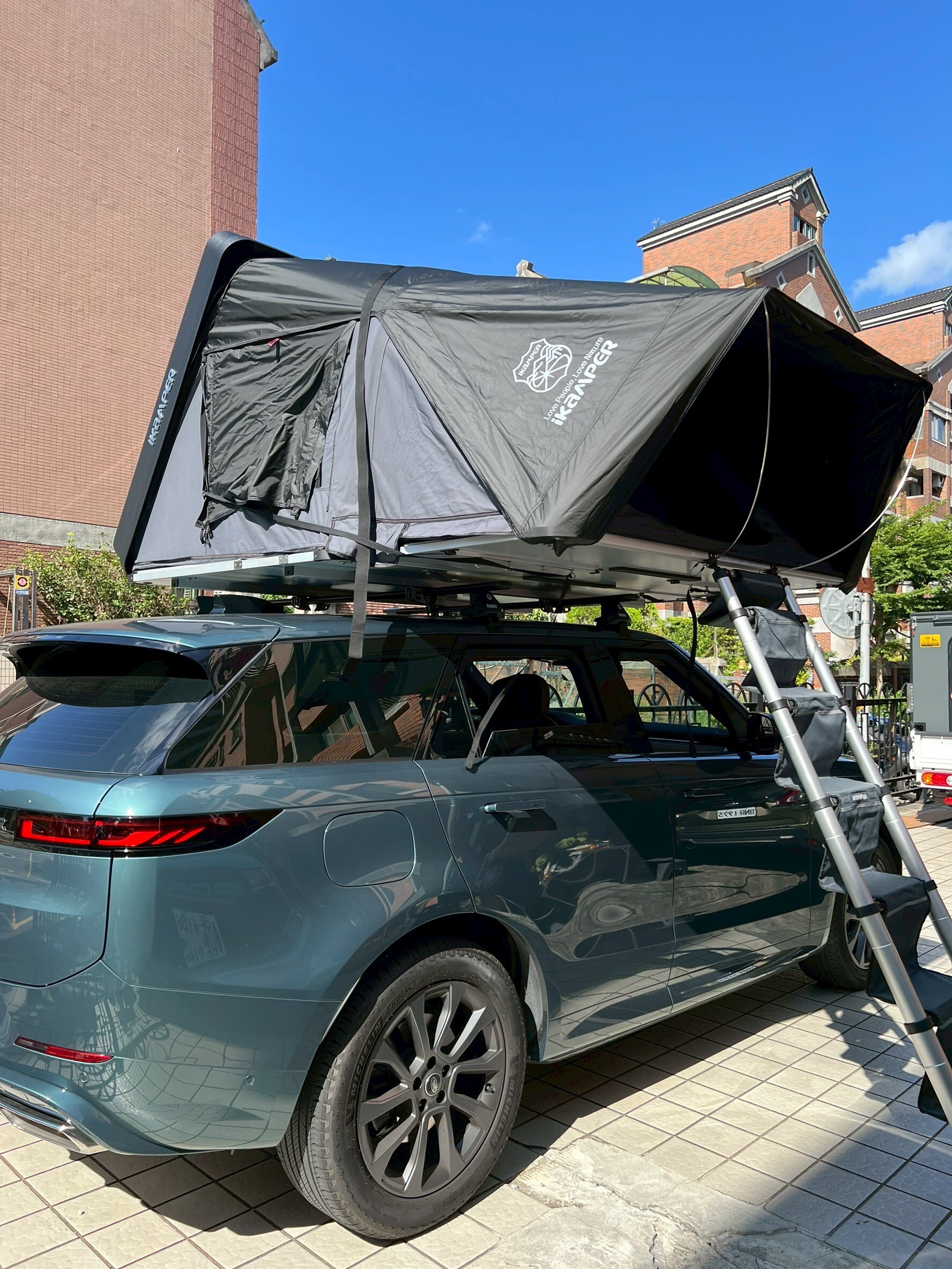 iKamper Skycamp 3.0 車頂帳 (Landrover-Rangerover)