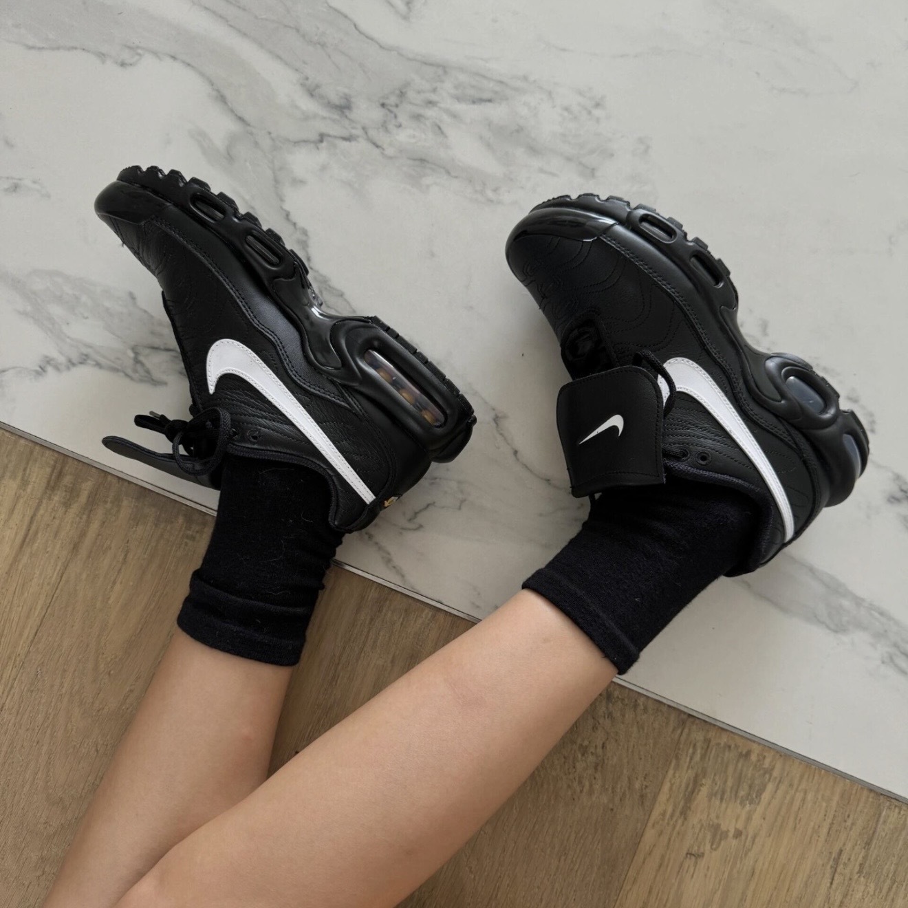 NIKE AIR MAX PLUS TIEMPO 全黑 黑魂 翻鞋舌 HF0074-001 /預購