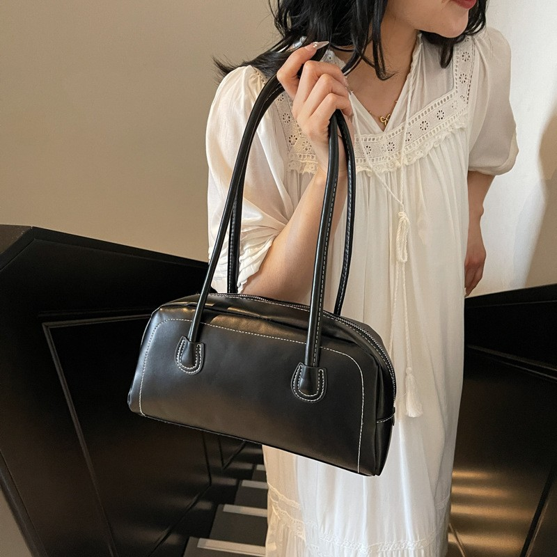 Maillard-Style Pillow Shoulder Bag