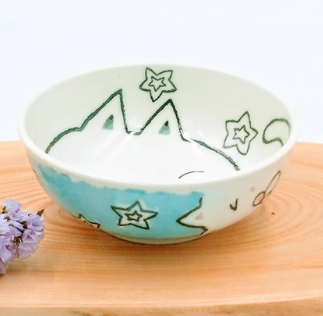 日式陶瓷花草瓦碗(貓仔) 13.2CM(高5.3CM) (日本製)