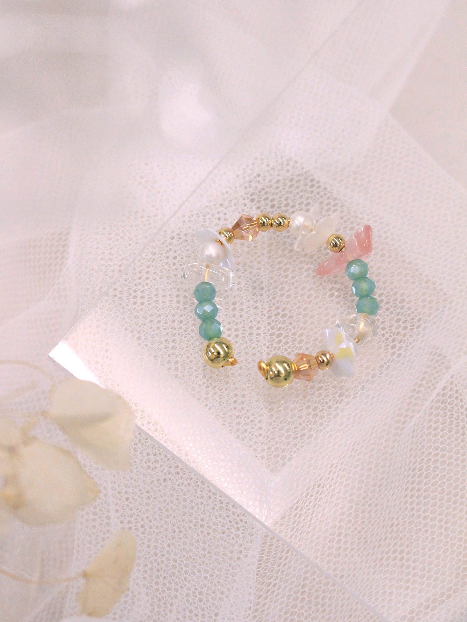 世界喜歡芮比。MUCHAT手作14KGP西瓜晶花花耳骨夾 (單支)